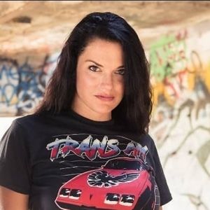 Meet your Posher, Shay